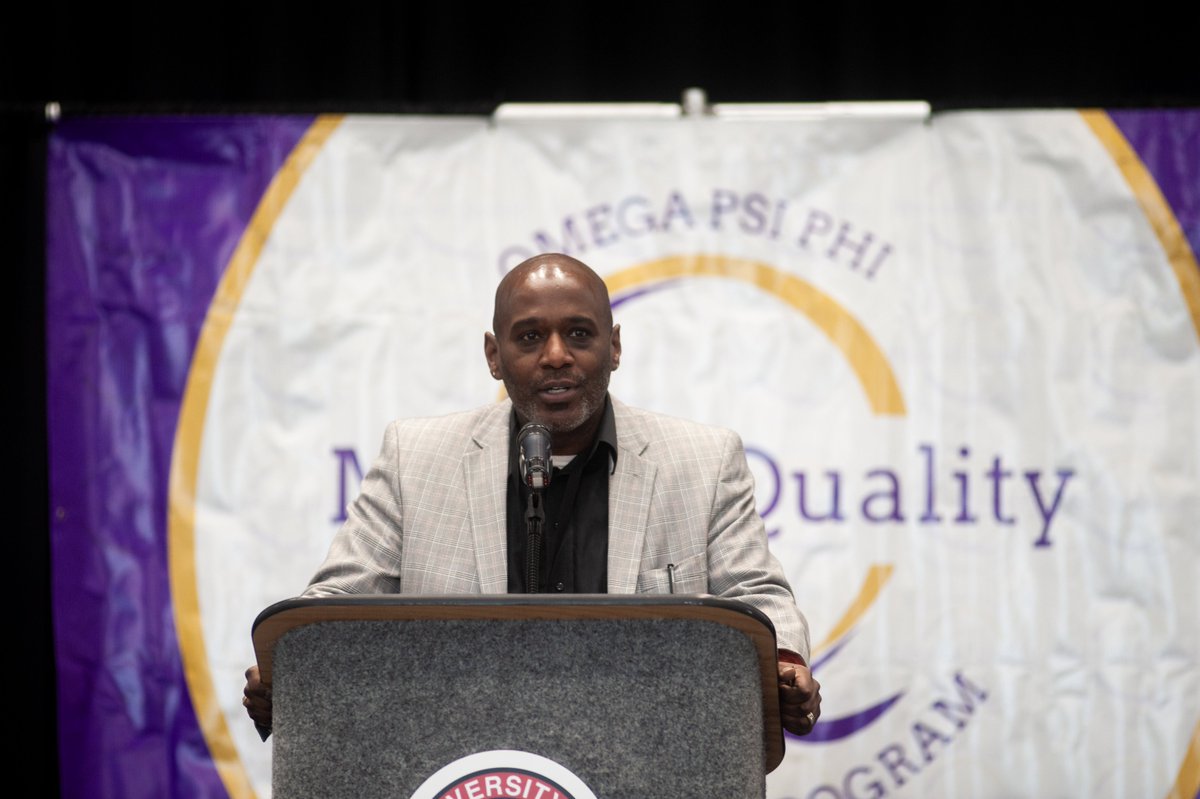JCPSDEP1's tweet photo. Today was day 2 of the Omega Psi Phi Men of Quality Lifestyle Choices Forum. Over 500 JCPS students attended and participated in discussion groups, workshops, and speaker presentations about a plethora of topics.

📷https://t.co/vXwJzRI00o https://t.co/IcO40faKaD