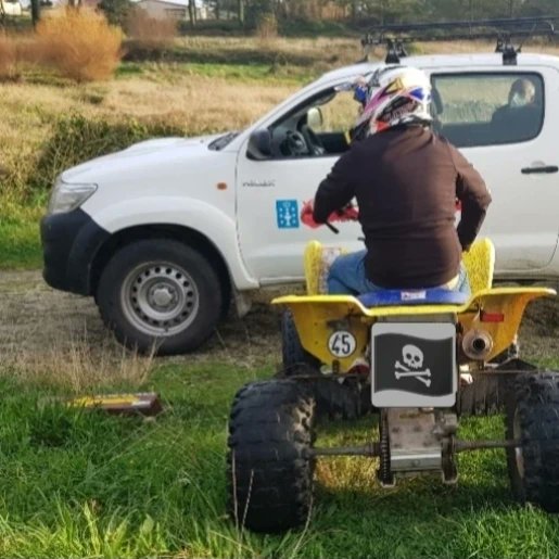Unha das funcións dos <a href="/VRN_Galicia/">VRN ( Gardas ) RECURSOS NATURAIS GALICIA</a> é  policía é a custodia dos espazos naturais, vixiando o cumprimento das normas en materia de conservación e preservación dos seus valores.