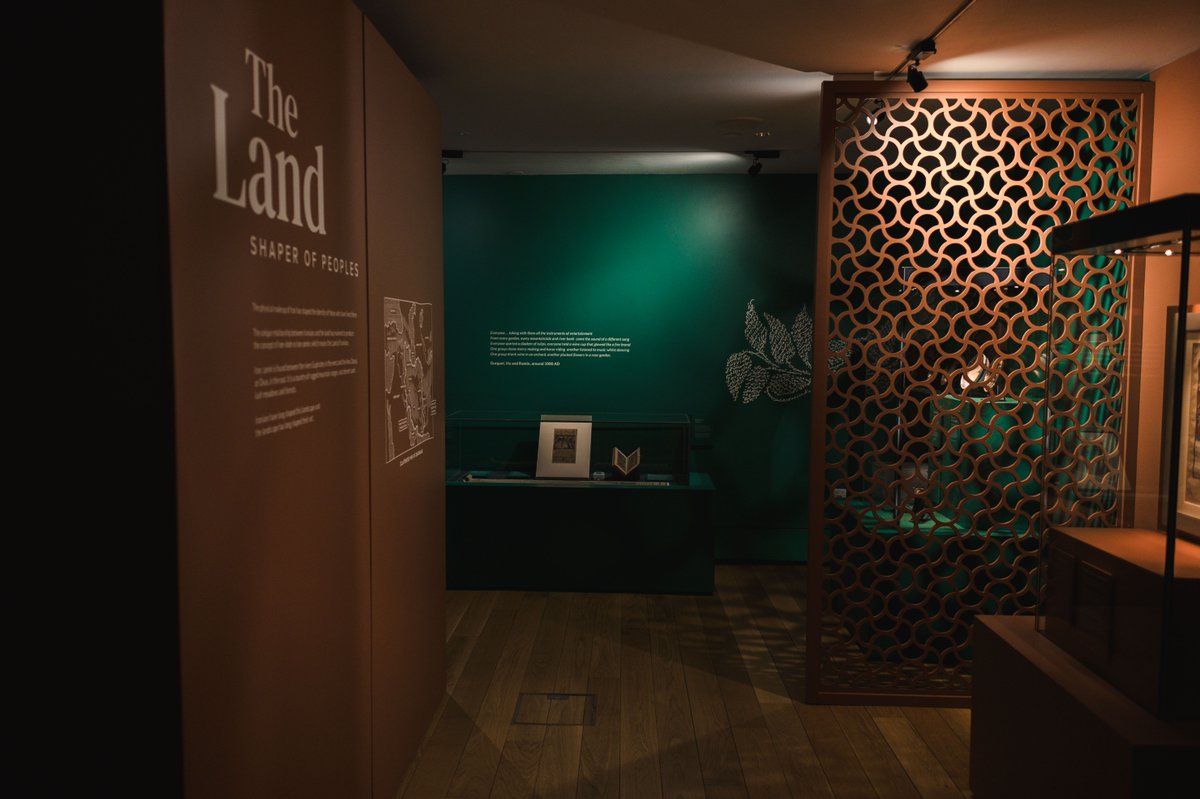 Discover the 'Iran: Wonders of Nature' exhibit at the @museumsunista. This showcase of 5,000 years of Iranian history highlights the influence environment has on the country's culture. Don't miss this free exhibit running until May 12th!