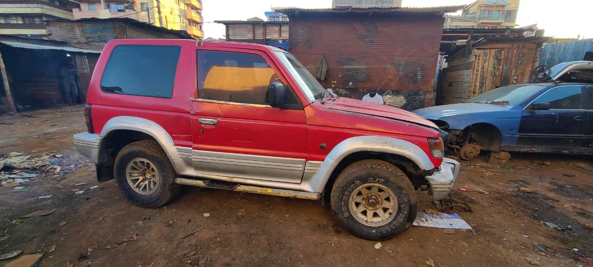alexmwanzo's tweet photo. Road warriors 
I have this unit that am disposing 
230k
Cars runs but will need some work on it to make it perfect 
230k

+254 720 909239 https://t.co/TvsIs8sylU
