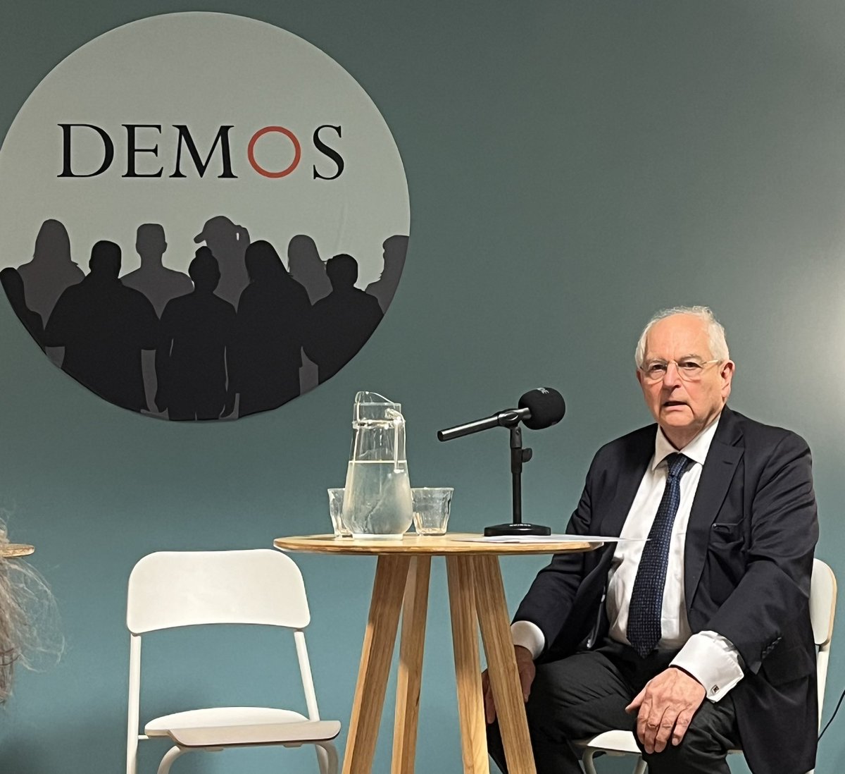 Fab to be at the Collaborative Democracy Network launch by @Demos on behalf of @involveUK. Loved hearing from @martinwolf_ - we’re seeing a cumulative breakdown of trust in representative democracy. Making democracy work is hard so we need new tools (1/3)