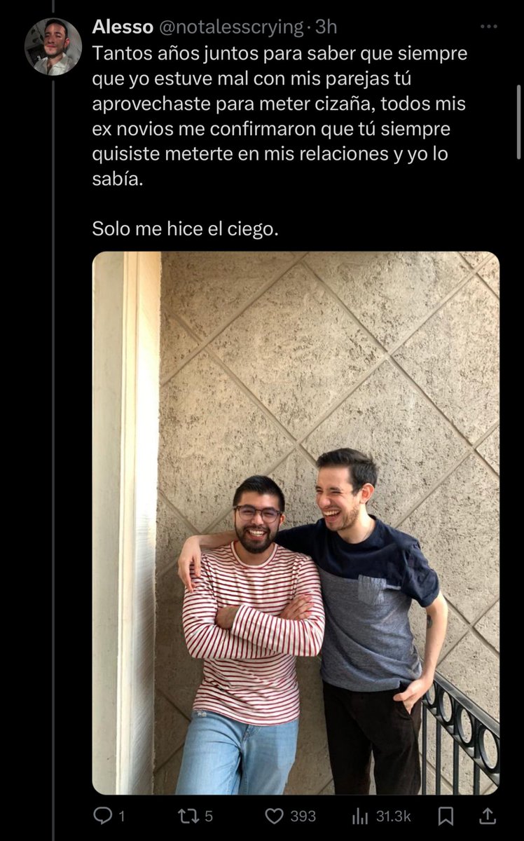 1stsragde's tweet photo. Bueno como acá no damos paso sin huarache y nos encanta el chisme, acá dejo capturas del chismecito de TwitterGayMxOficial del día de hoy. (El hilo fue borrado por el cuerneado) https://t.co/y9RgWTU8JW