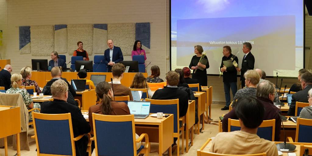 Vuoden 2024 ensimmäinen kunnanvaltuusto kokoontui 13.3.2024. Merkittävin päätös liittyi siihen, että Aleksia-liikelaitos jatkaa kunnan omistuksessa. Valtuuston alussa luovutettiin 3 kpl Tasavallan Presidentin myöntämiä itsenäisyyspäivän kunniamerkkejä. 
#njvaltuusto