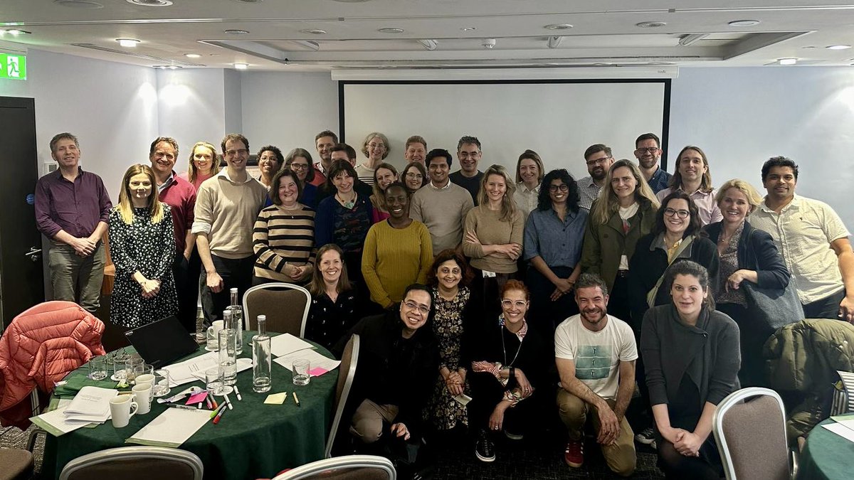 Just had our Infection Division awayday . What a great team of people and #leaders to be working with @uclh #oneteam #leadership @HTropDis @Largeturnip @gaurig03 @ipc_uclh @DrNeilStone @PhiaDS 😊