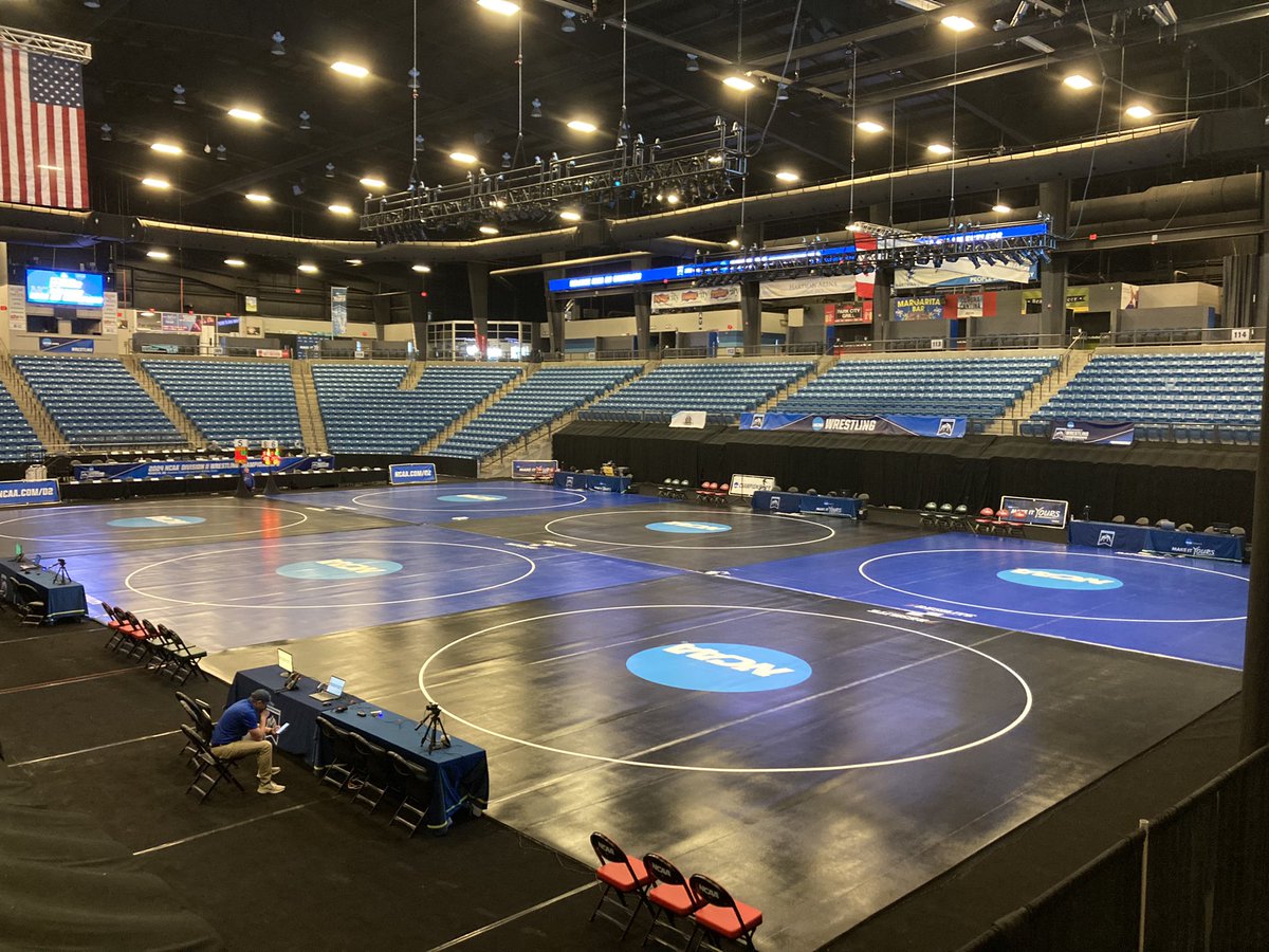 ucoathletics's tweet photo. The mats are down in Hartman Arena, ready for the NCAA Division II Wrestling Championships that start Friday. Top-ranked @UcoWrestling will be going for the 17th title in program history! https://t.co/mqoCi8gwdQ