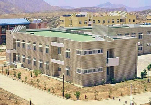 I am always surprised to see people whining about Asmara University. First of all, AU never been closed. I saw it with my own eyes. Second, why don't they talk about the 100% free best colleges provide best education for students in Eritrea? Stop spreading propaganda.