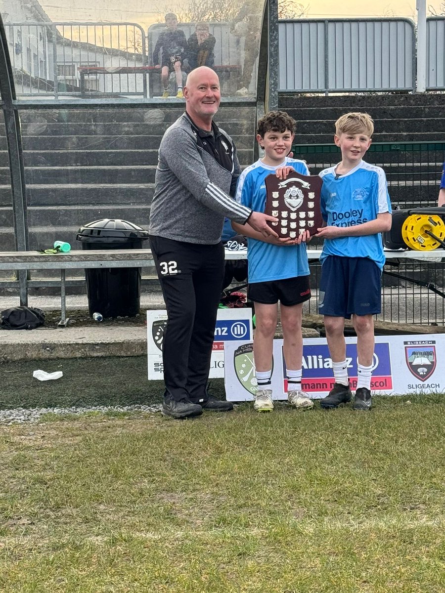 Comhghairdeas ⁦<a href="/CarraroeNS/">Carraroe NS</a>⁩ ⁦<a href="/cnambnaisiunta/">Cumann na mBunscol</a>⁩ ⁦<a href="/INTOnews/">INTO (Irish National Teachers' Organisation)</a>⁩ mini 7s