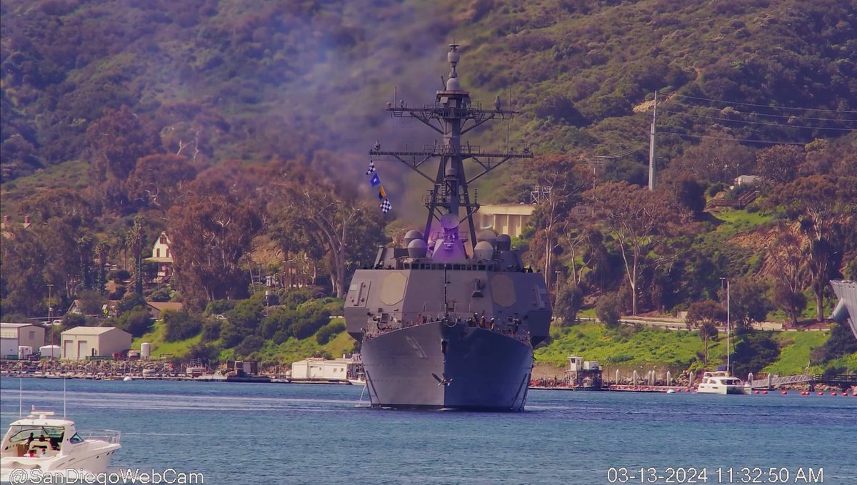 USS Pinckney (DDG 91) Arleigh Burke-class Flight IIA/MOD guided missile destroyer coming into San Diego - March 13, 2024 #usspinckney #ddg91

SRC: webcam