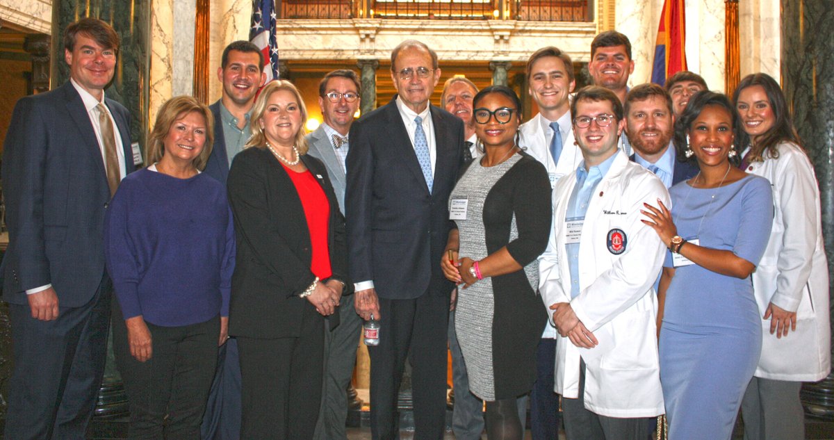 Thanks to Lt. Governor @DelbertHosemann for visiting with @MSDentalAssn dentists and dental students at the 2024 MDA/@UMMC_Dentistry Capitol Day.