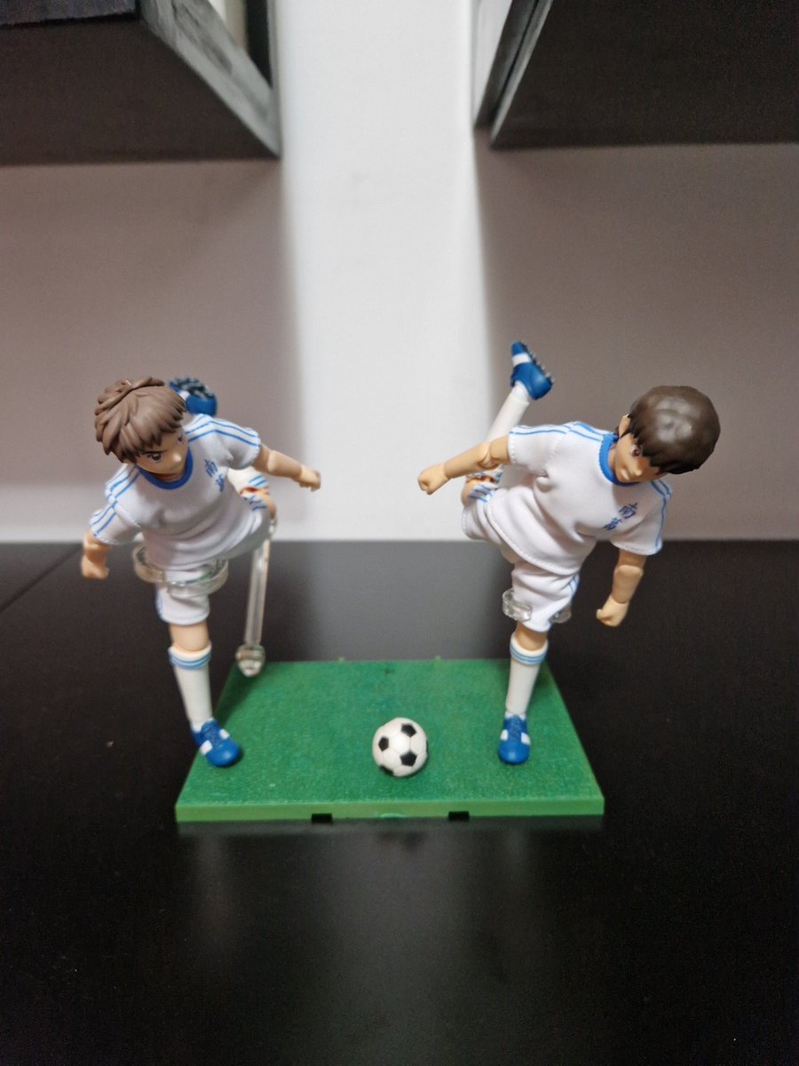 Oli_RM's tweet photo. Tom Baker y Johnny Mason de la línea Dasin Model Capitan Tsubasa👌🏻⚽️
#capitantsubasa #oliverybenji #dasinmodel #aliexpress #tombaker #taromisaki #Johnnymason #kisugitappei https://t.co/0lXJrjjSXq