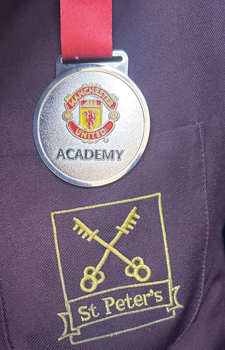 Congratulations to the Y8 football team that won todays @ManUtd tournament winning 5/7 games drawing the remaining 2 and conceding only 1 goal in the process. They now qualify for the grand finals at Carrington later this year 🏆