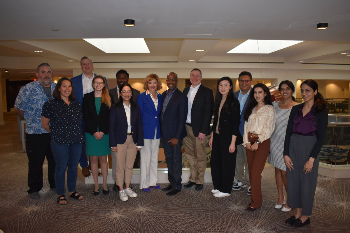 The ACRO Board of Chancellors met this afternoon as part of the #ACRO2024 Summit. Thank you to this group of radiation oncologists for dedicating your time to our organization and the field of #radonc!