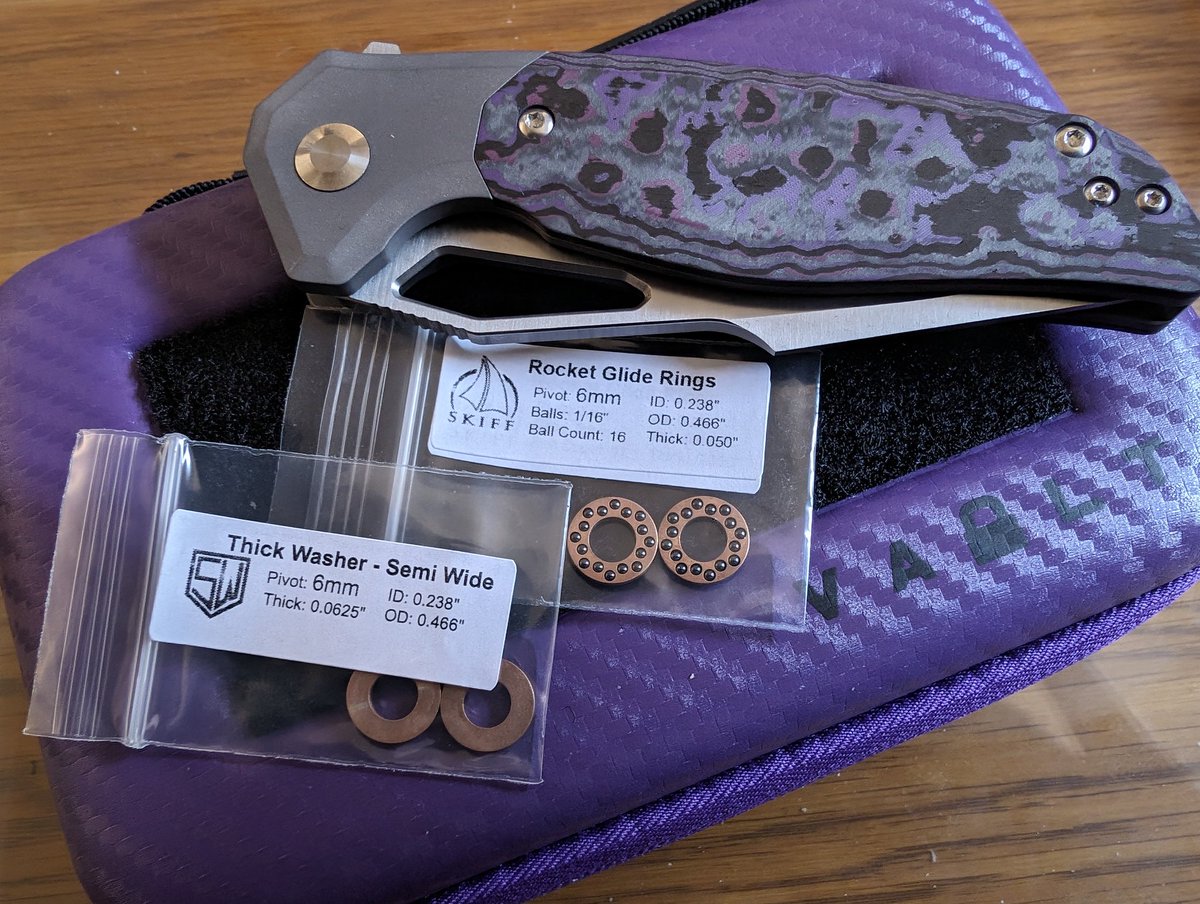 ManganasSteel's tweet photo. Purple Swag - the @knifenutspod Vault in Purple is the perfect compliment to the @fatcarbon Purple Haze Caimano with the perfect bearings and washers by @skiffworkshop - all Purple Swag. https://t.co/YNtcmcd0zo