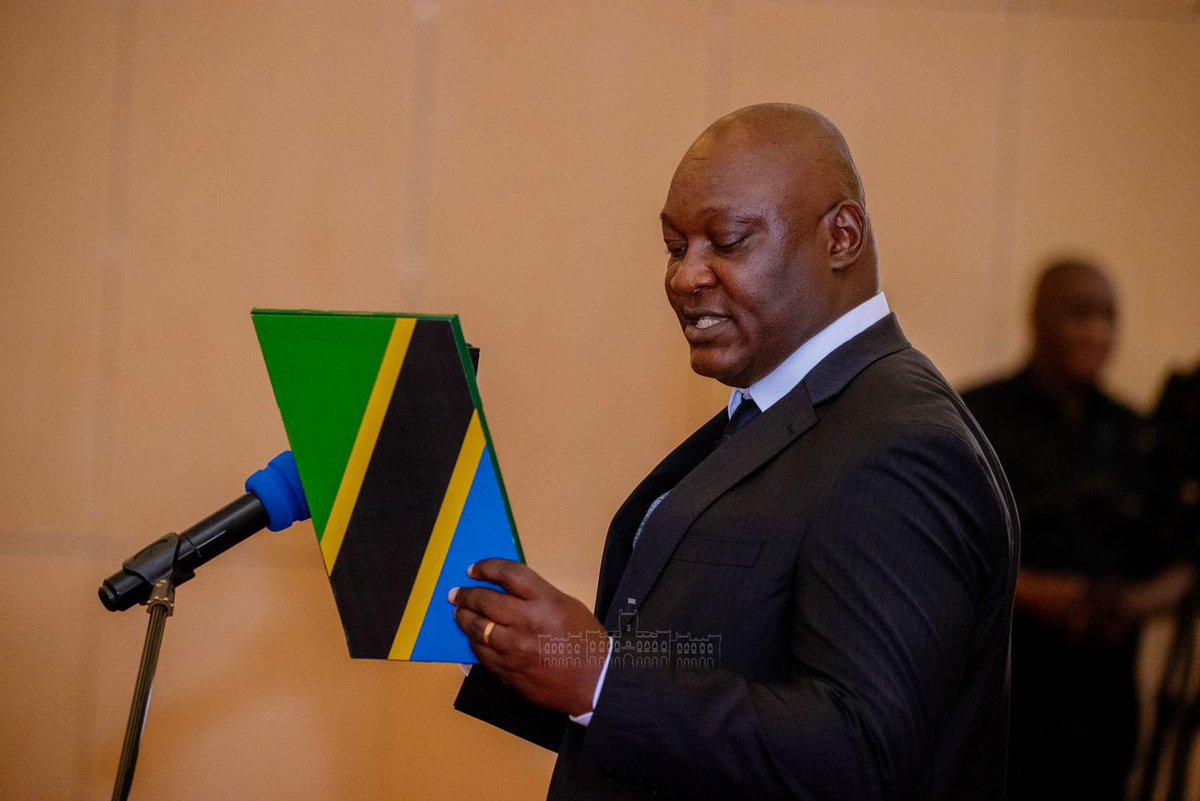 Kalbu sna mkuu kwenye ardhi ya songwe tunakusbl tuendeleze mapambano welcome sir
