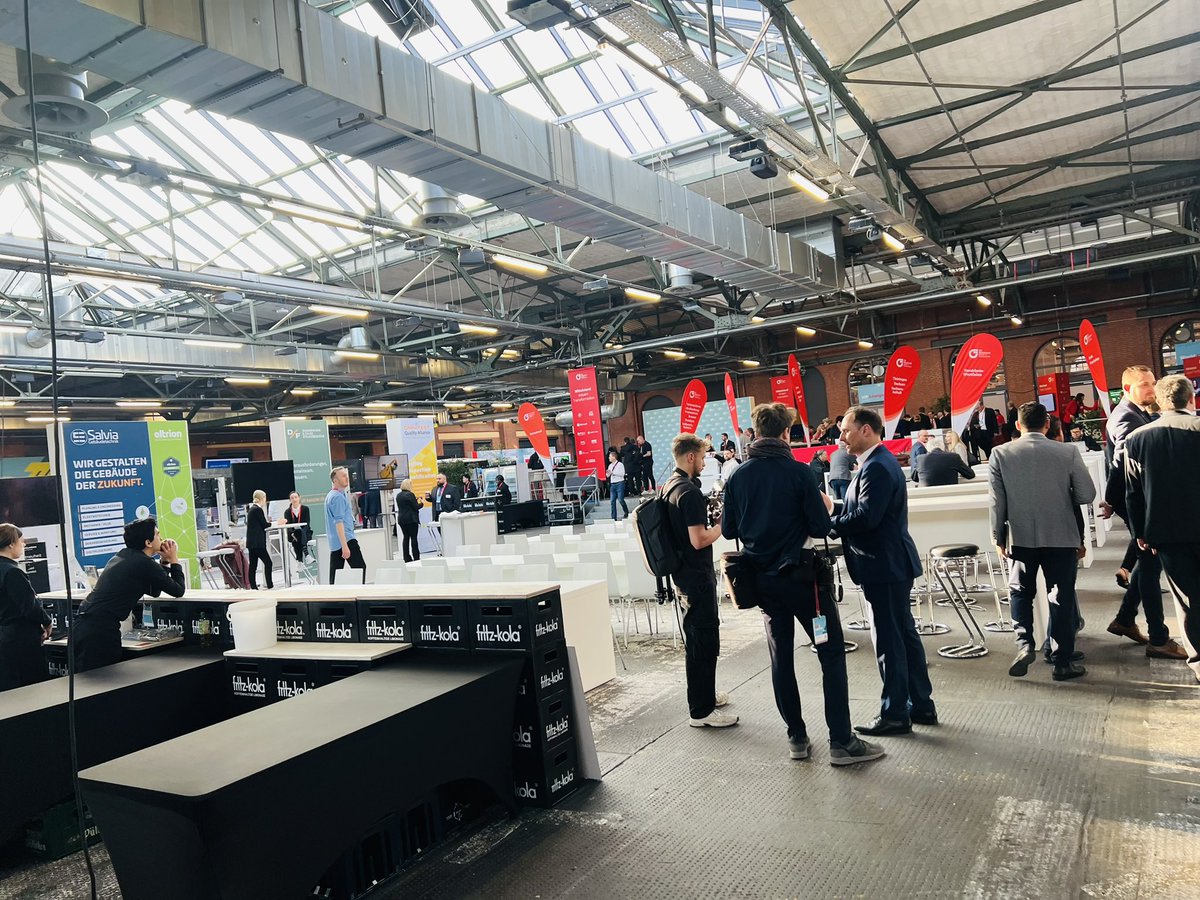 Mugira Davis tweet media