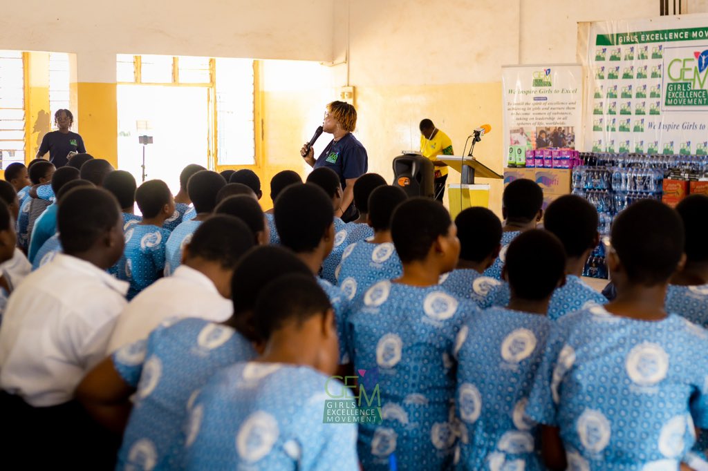 RhesaMab's tweet image. Our goal is to empower girls, one step at a time. I&apos;m currently on a journey with @GEM_Inspire to inspire, educate, mentor and inform girls, in order to transform them into great women of excellence.

It was an insightful and great outreach, at Labone SHS. 

#TheGEMCode