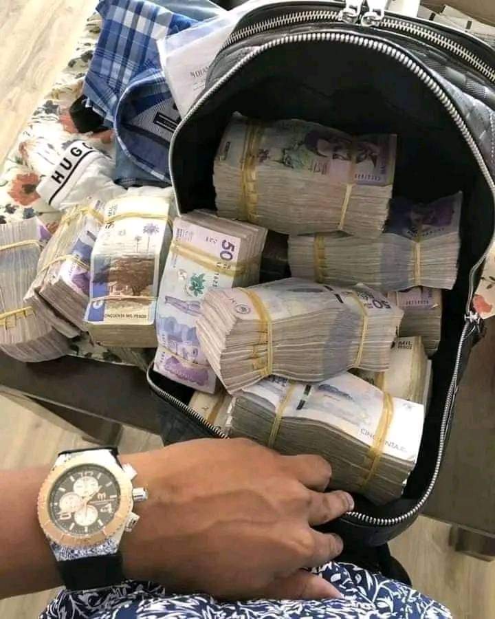 Crownprince_Com's tweet photo. HOW MUCH DO YOU NEED FOR BUSINESS.

DROP YOUR ACCOUNT DETAILS

LIKE
FOLLOW
REPOST ✅ https://t.co/TL2Xr34S39
