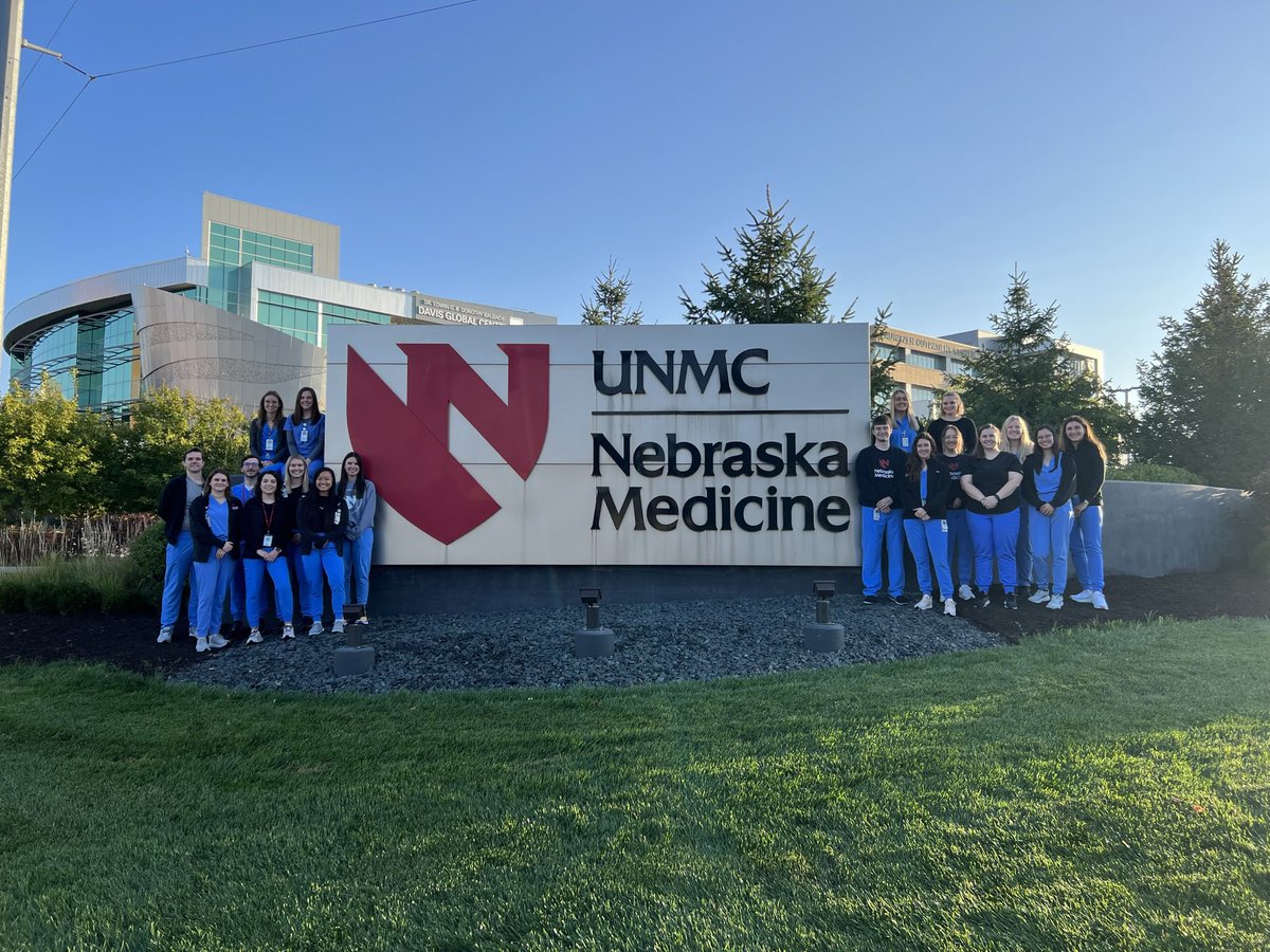 Hello prospective pharmacy students. We have two PGY1 positions we are recruiting for through Phase 2 of the Match. Please reach out with any questions.  

nebraskamed.com/pharmacy/resid…