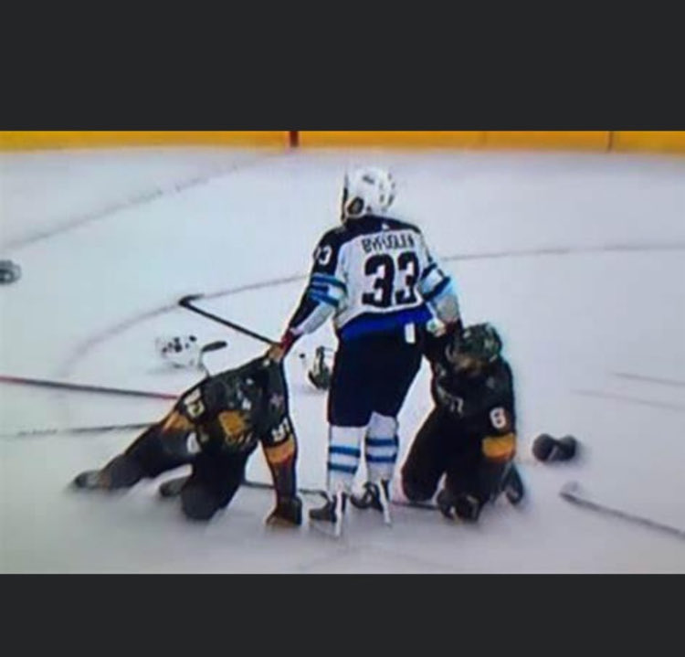 Rucourage's tweet photo. ⁦@IllegalCurve⁩   I wonder if our new Jets guy has any fond memories. https://t.co/YnnKl2pQ3d