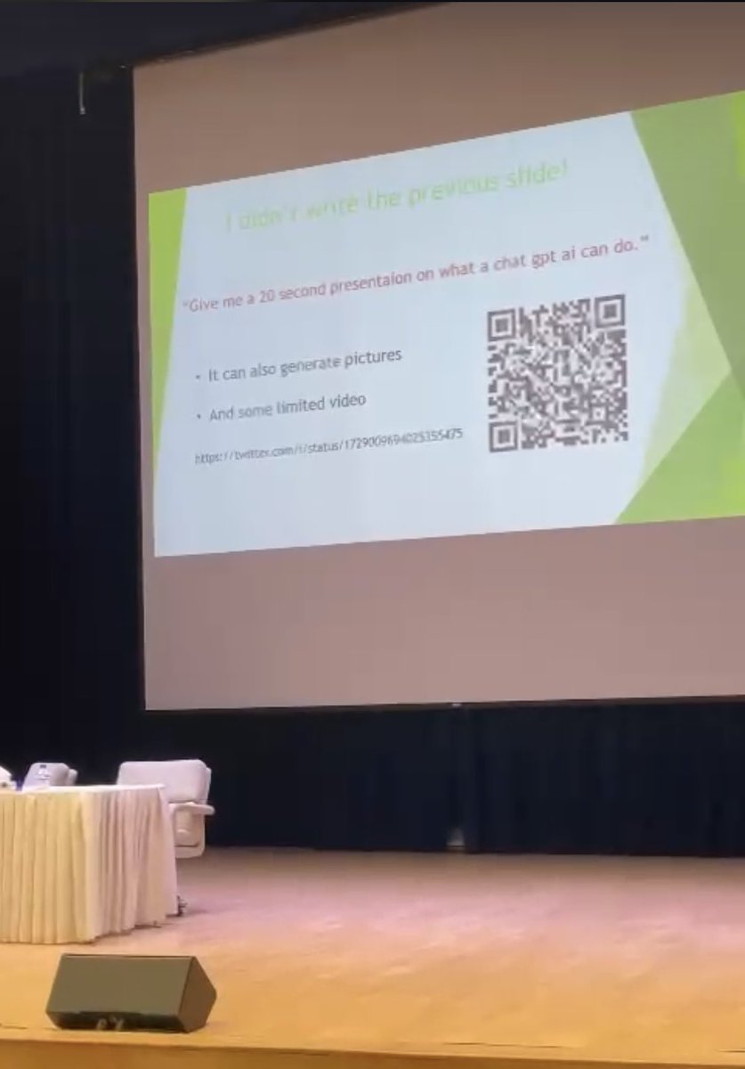 AbeerAlasmari89's tweet photo. I’d like to extend my heartfelt thanks to the ELC at @kkueduksa @jointprograms for holding the annual forum of learning English through social media which I was part of this year, I had a blast exchanging expertise and getting to know some of  the ins and outs of some platforms. https://t.co/I2Fx5eSS1l
