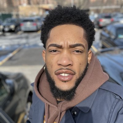 Watch PaPookie's leaked NSFW photo on TwXstars