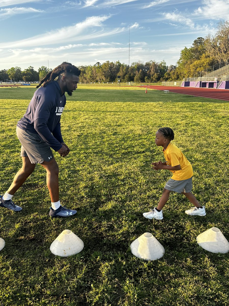 Marquez Bell 🐐 (@mbell_thegoat) on Twitter photo 
