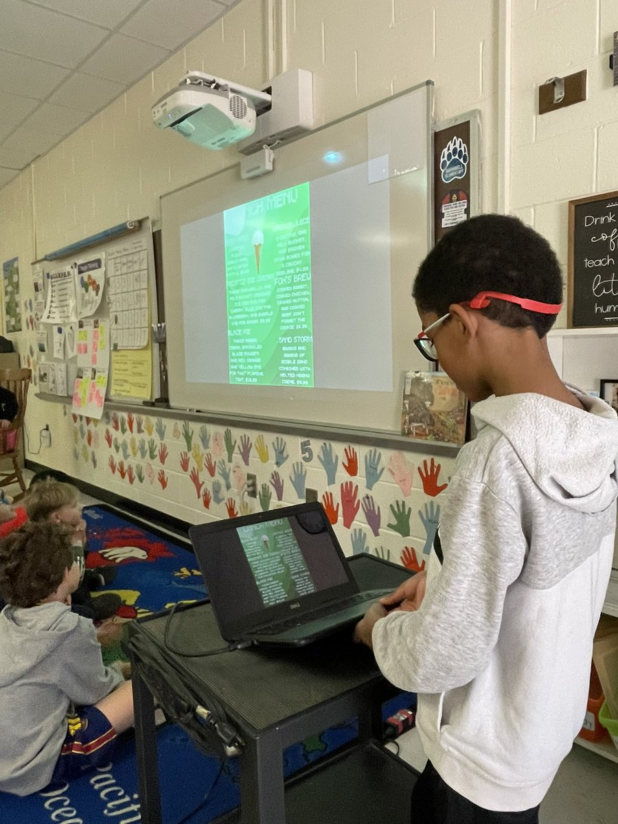teachthomas1's tweet image. Our 4th and 5th graders are presenting amusement park designs this week! I love how this group incorporated the Minecraft theme, even right down to the ingredients of the menu items. @TheBarnwellBeat #fcstag