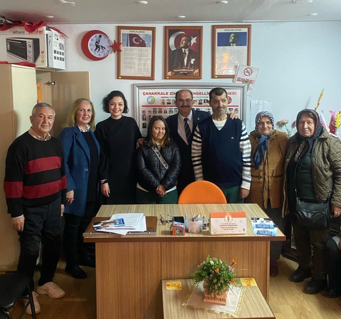 Davut Gazi Benli (@davutgazi) on Twitter photo Sümeyye'nin "Down Cafe"si #DEVA ya nasip olsun inşallah!
#ÇanakkaleyeDEVA
<a href="/devapartisi/">DEVA Partisi</a> <a href="/devakadinda/">DEVA Kadında</a> Sümeyye'nin "Down Cafe"si #DEVA ya nasip olsun inşallah!
#ÇanakkaleyeDEVA
<a href="/devapartisi/">DEVA Partisi</a> <a href="/devakadinda/">DEVA Kadında</a>