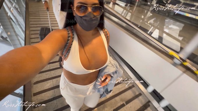 Video novo no nosso site premium.  Corre l&aacute; para conferir: https://t.co/5EHfXCJrp6 https://t.co/4NzO