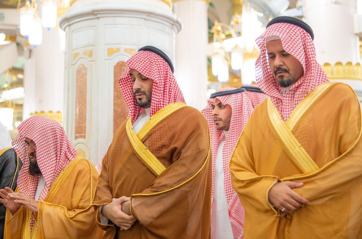 اللهم احفظه بحفظك التام
واحرسه بعينك التي لاتنام..
 #ولي_العهد_في_المدينه_المنوره