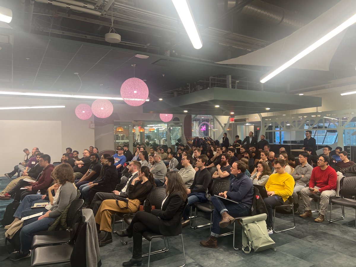 Packed house at @AmiiThinks tonight for #democampyeg ! If you’re interested in seeing the demos or demoing in the future, visit democampyeg.com #yegtech