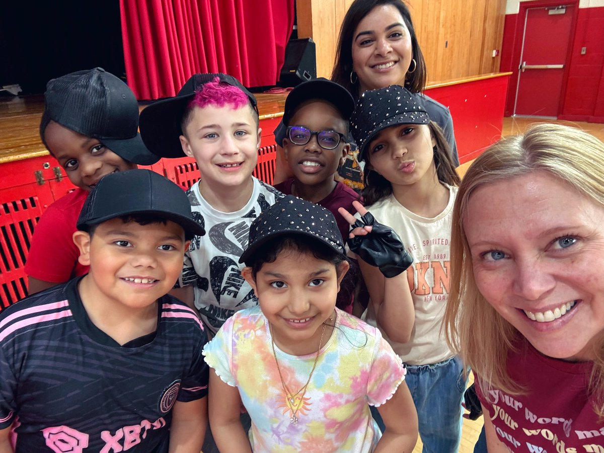 Andrea (@miss_sodhi) on Twitter photo In every language, in every voice, our students’ talents shine bright! Follies here they come! #MLL #spartanlegacy #OTES @MsSarahSLP <a href="/MLopusznick/">Melissa Lopusznick</a> In every language, in every voice, our students’ talents shine bright! Follies here they come! #MLL #spartanlegacy #OTES @MsSarahSLP <a href="/MLopusznick/">Melissa Lopusznick</a>