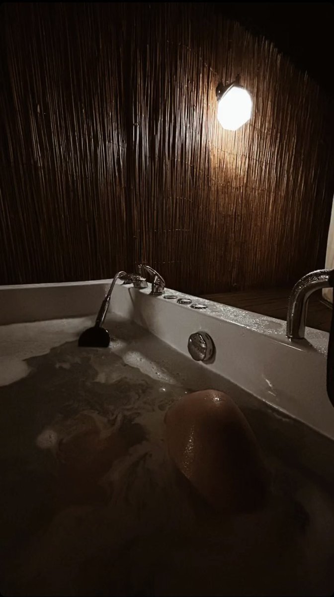 Xia 🦄 tweet media