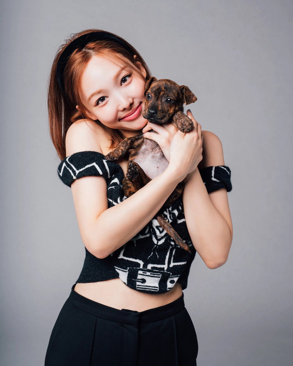imnayeonarchive's tweet photo. 🤍 https://t.co/lXUVywJ47Q