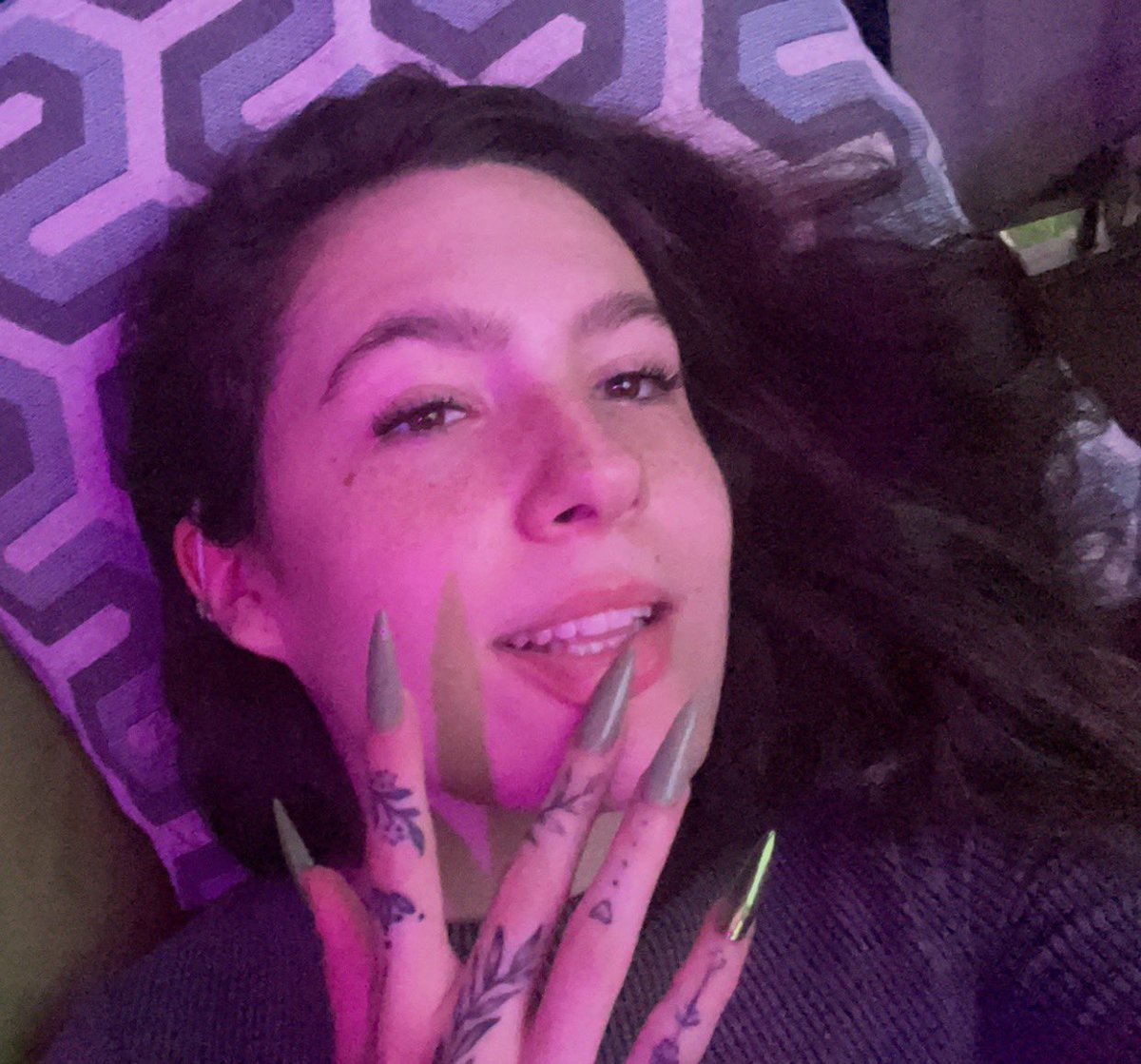 viollettskyy's tweet image. 🍀💚🐍