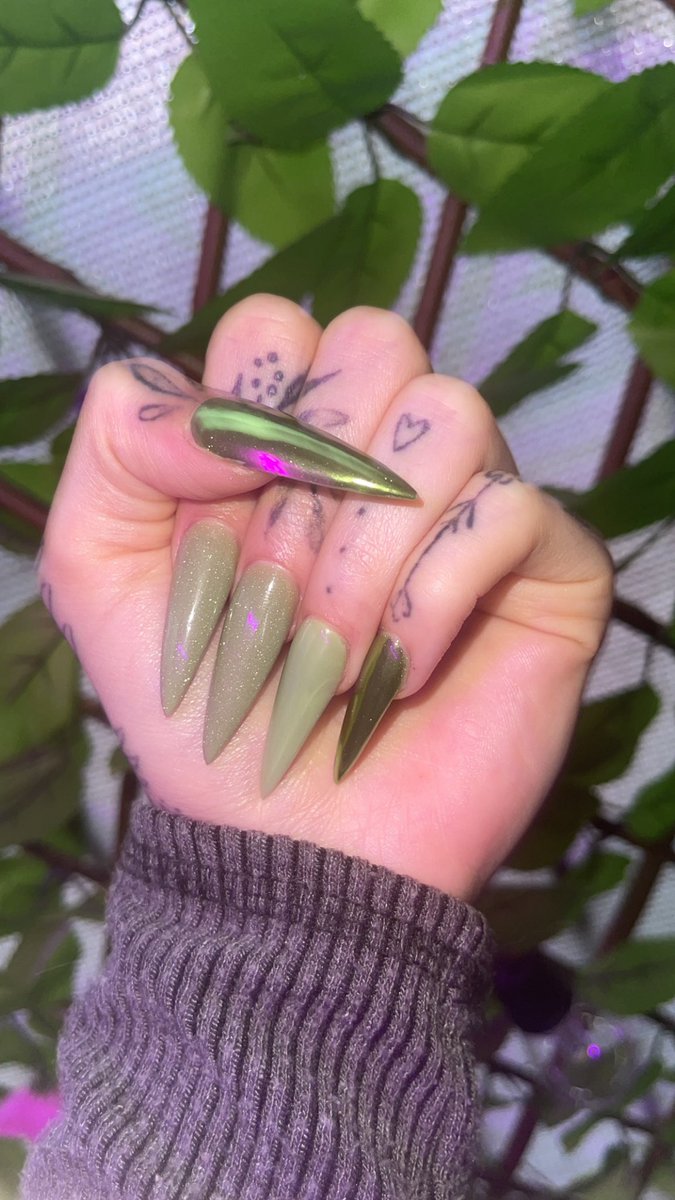 viollettskyy's tweet image. 🍀💚🐍