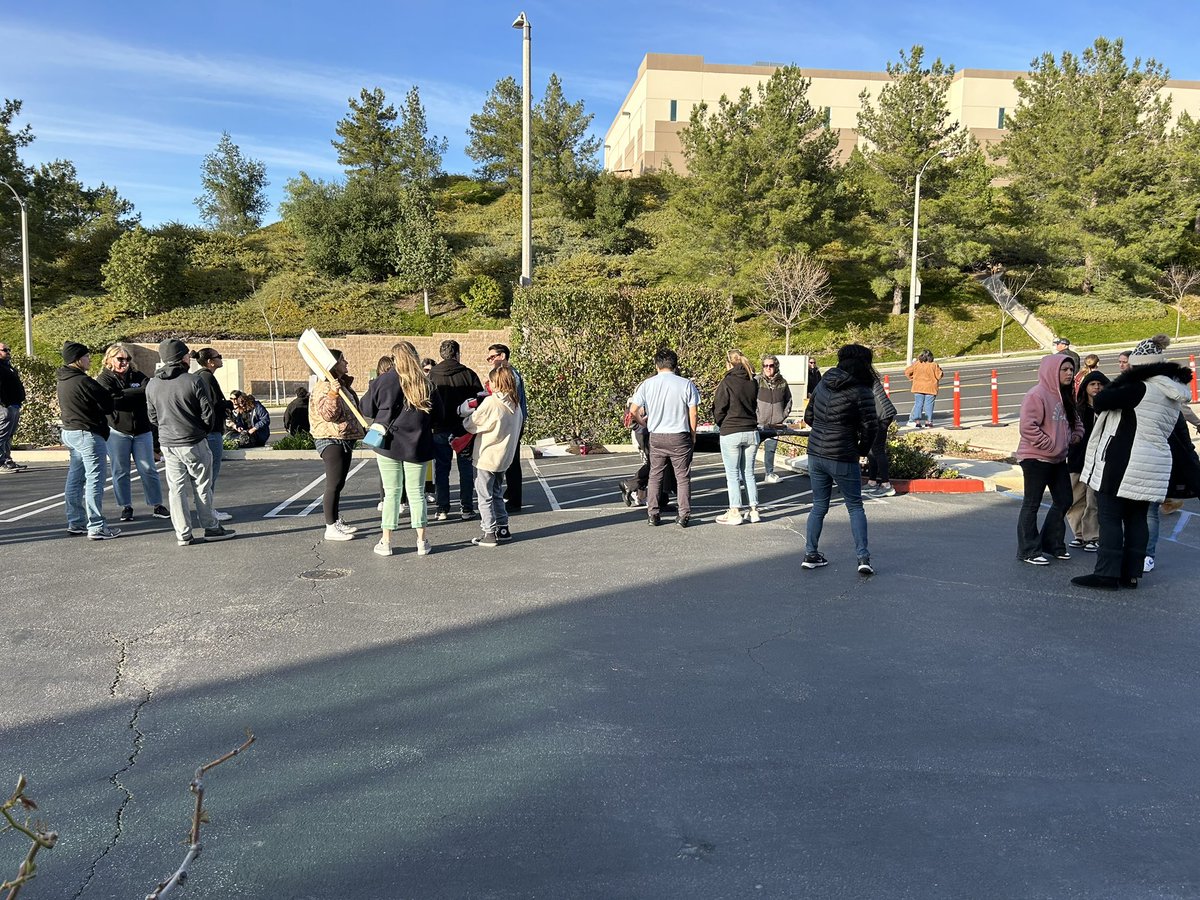 SCVCAM's tweet image. At WSUHSD office to show support for our teachers