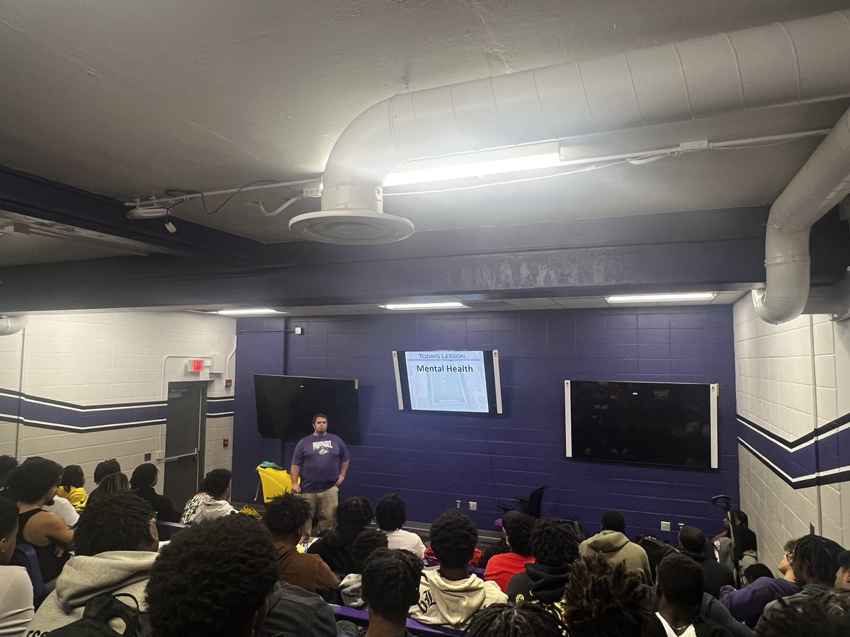 Today, Defensive Coordinator, Josh Sabinas, gave an amazing presentation in our Football 101 meeting. He talked to kids about the importance of mental health and also described the hardships and adversity that young adults face.