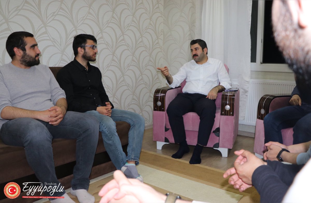 ⏰ 03:50

Türkiye Yüzyılı’nı gençlerle inşa edeceğiz!

 Eyyübiye Gençlik Kolları Başkanımız Hamza Göktaş ile birlikte; Harran Üniversitesi’nde eğitim gören kardeşlerimizle sahurda bir araya geldik. 

Rabbim tuttuğumuz oruçları kabul etsin.

<a href="/RTErdogan/">Recep Tayyip Erdoğan</a> <a href="/erkankandemir/">Erkan Kandemir</a>