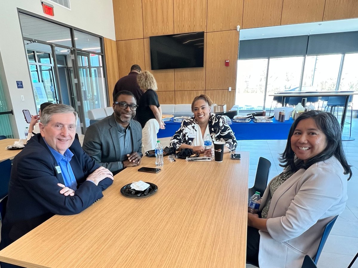Proud to support veteran-owned businesses by hosting today’s Boots to Business training with the Small Business Administration. #scsubusiness