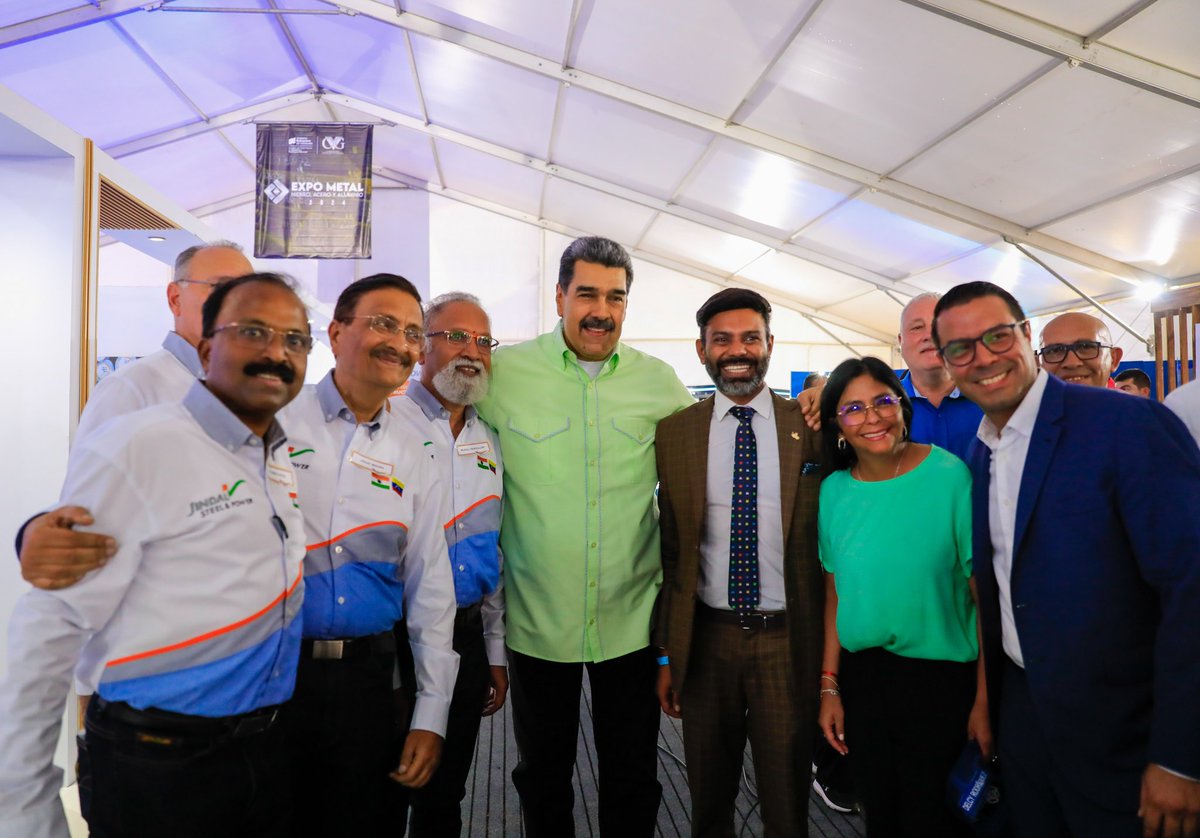 Desde nuestra Guayana una región maravillosa del siglo XXI inauguramos junto a los trabajadores y trabajadoras la Expo Metal. Hierro, Acero y Aluminio 2024. Qué alegría visitar esta bella región productiva, que se desarrolla y avanza. ¡Venezuela toma el camino del Crecimiento!…