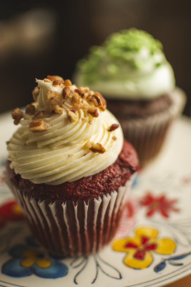mikegrayok's tweet photo. These red velvet and mint chocolate cupcakes that we got for my son’s birthday disappeared quickly. https://t.co/alQ06fT3yP