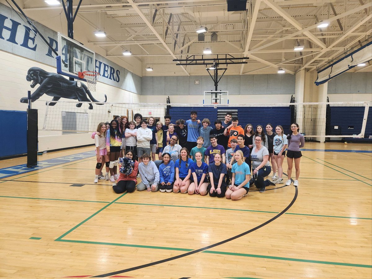 SandburgSports's tweet photo. 🏆Congratulations to #SpikeNow 🏐 Winners of our 1st ever @SandburgASP Volleyball Intramurals League ! Our @CarlSandburg_MS Panthers showed great skill and growth over the last 6 weeks of play! #LetsGoPanthers 🐾 https://t.co/X9IvNV05ju
