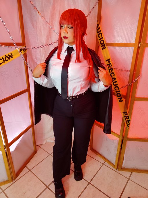 Makima ⛓️🍑 Este set ya est&aacute; disponible en gumroad ✨  https://t.co/YCzpPmbKIC  Puede usar el cupo "Mariigabii15"<a href="/tag/chainsawman"class="tags"><span>#chainsawman</span></a><a href="/tag/makima"class="tags"><span>#makima</span></a>