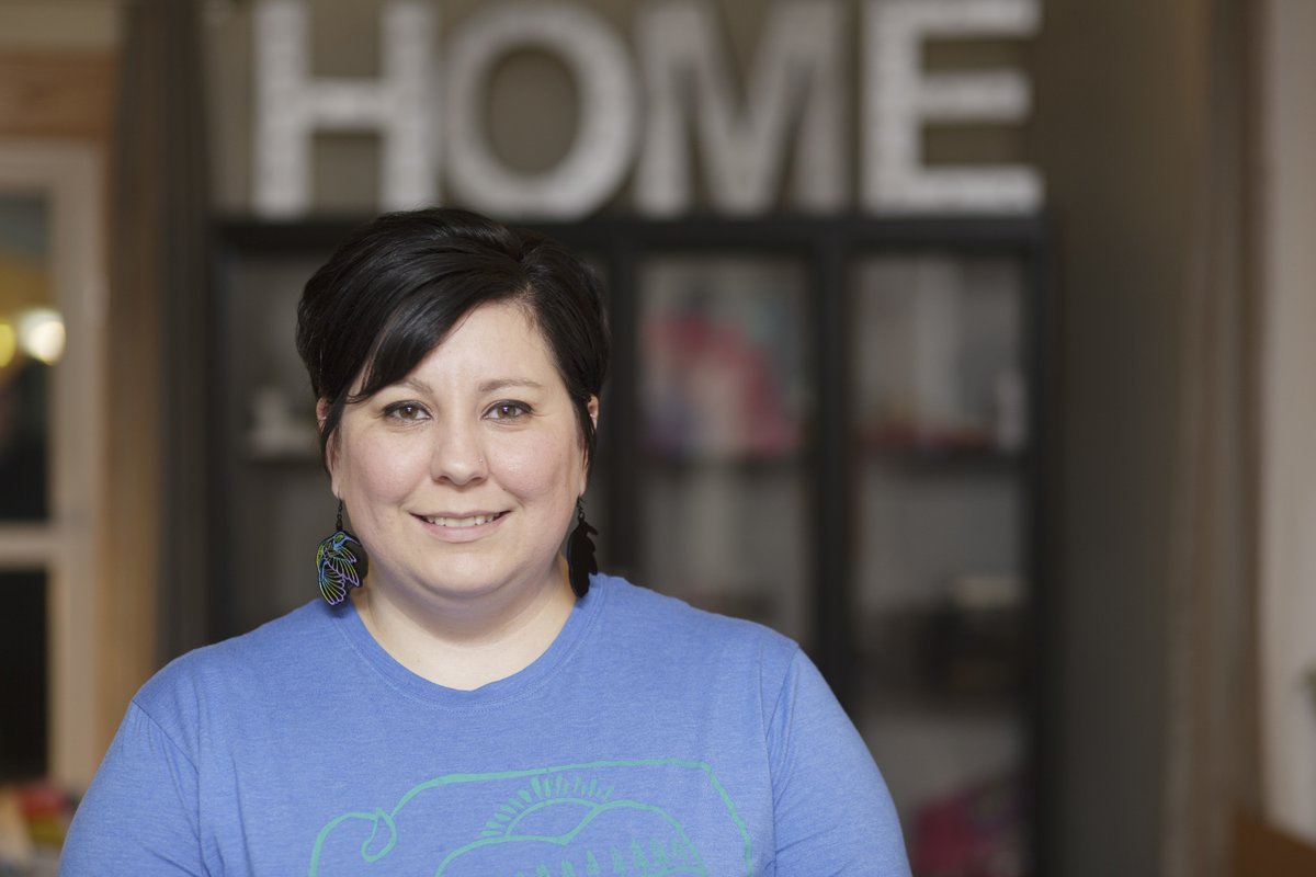 Congrats to Assistant Professor Caitlin Johnson for being named a "2024 Native American 40 Under 40" by The National Center for American Indian Enterprise Development. The award is given for significant contributions in their professions and communities. 

news.mnstate.edu/2024/03/caitli…