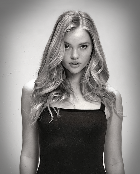 PortraitPhotos's tweet photo. Professional photos in Dallas, TX for professional models - and those that want to look like them. https://t.co/8WtnngmPOg #DallasHeadshots #DallasModelPhotographer #DallasModels #DallasModeling https://t.co/Hv12V8kWfy