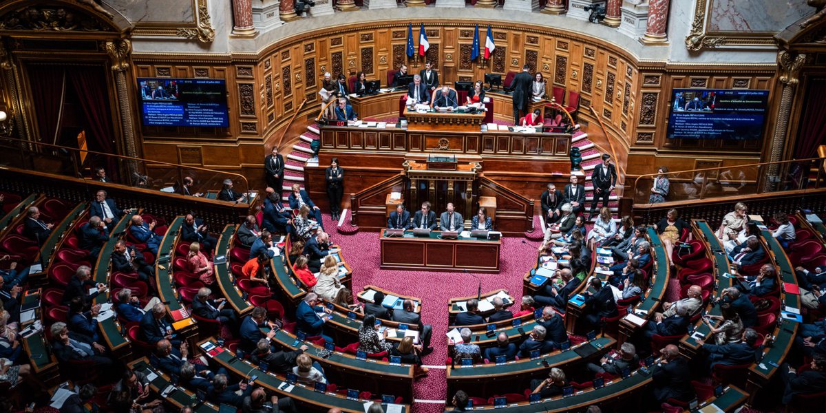 Lemonde24Fr's tweet photo. ⬛️ Accord de sécurité Paris-Kiev : Le Sénat ( après l’Assemblee nationale) approuve une coopération militaire renforcée pour la prochaine décennie. https://t.co/BwOJMeUprv
