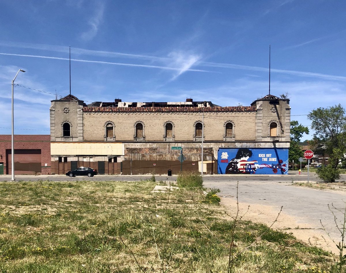 Midwest Modern tweet media