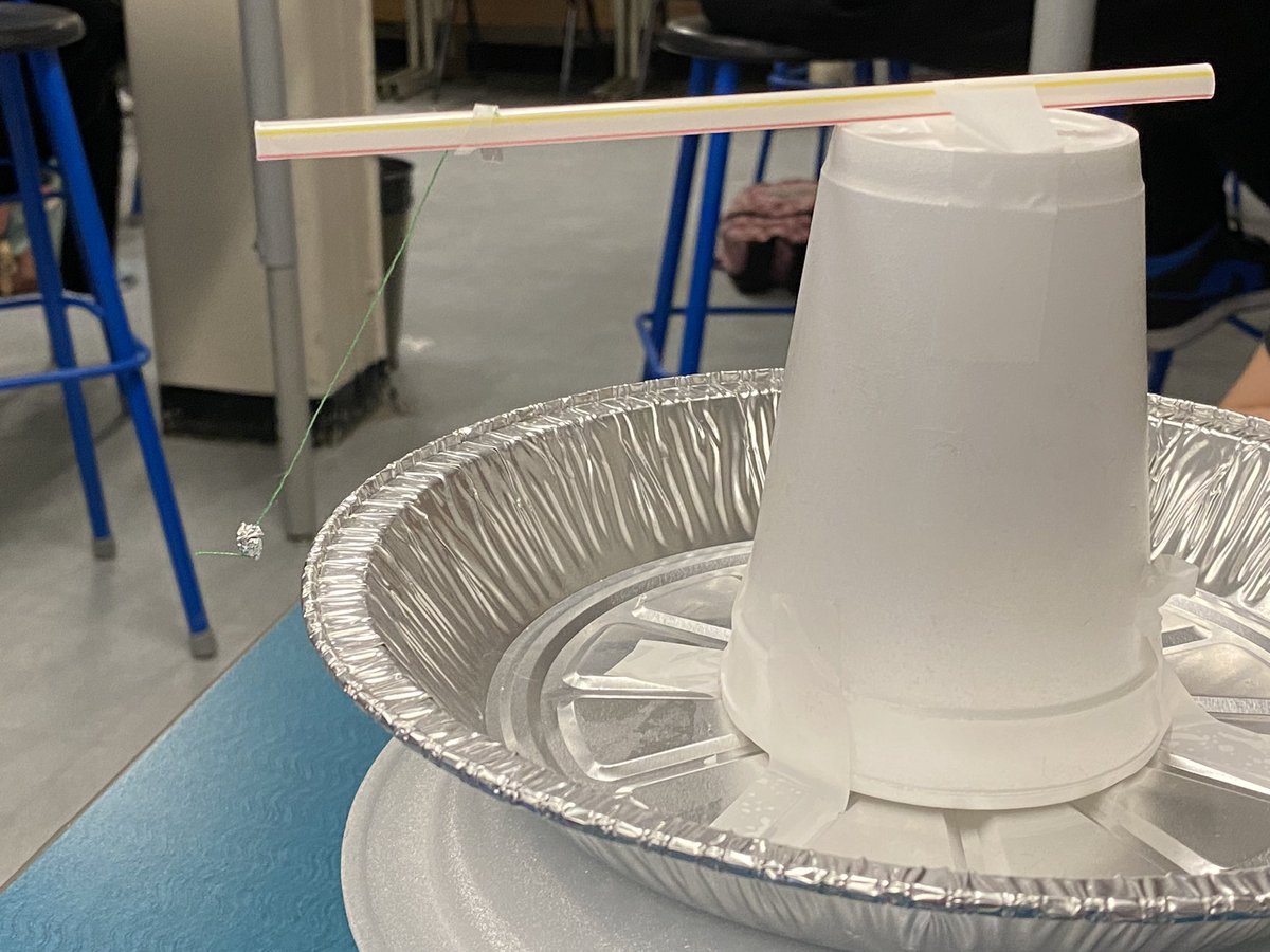 GPearceWSD's tweet photo. ⚡️ Harnessing the Spark of Science! 🔬 Created my own electrophorus to dive into the electrifying realm of static electricity. It’s a thrilling experience to see how simple materials can generate and transfer electric charge. Science in action! #StaticElectricity #DIYPhysics https://t.co/HayZG9yhM6