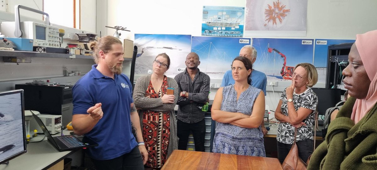 Fast4future2023's tweet photo. Day 3 of the workshop organised by WP6 team of the European Commission funded project #FAST4Future at #CPUT, #SouthAfrica.
@FraFull
@DrTayeD
@motshegwat
@steph_enslin
@SANSA7
@psimpemba
#Botswana #Zambia #Nigeria #Africa #EC #EU https://t.co/JJDHiKBLdX